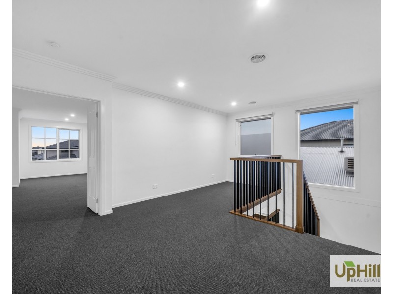 7 Ziga Street, Clyde North VIC 3978