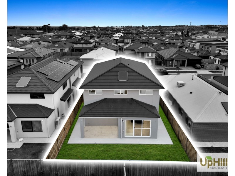 7 Ziga Street, Clyde North VIC 3978