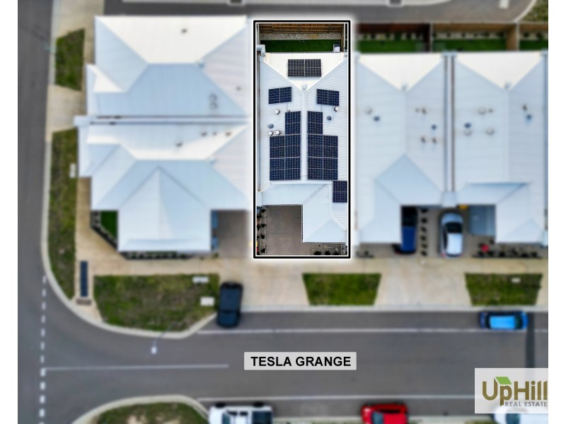 3 Tesla Grange, Clyde North VIC 3978