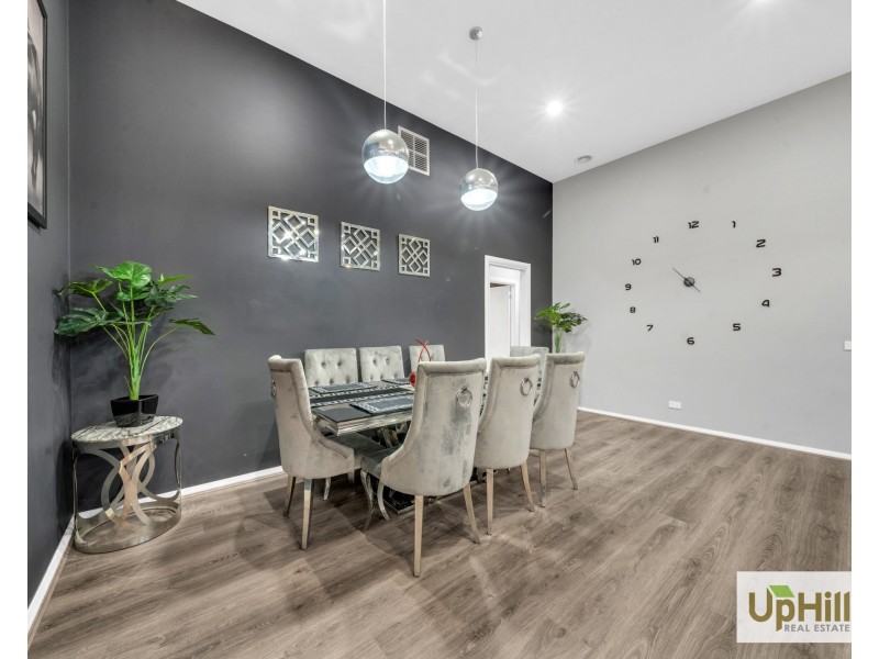 9 Glendora Avenue, Clyde VIC 3978