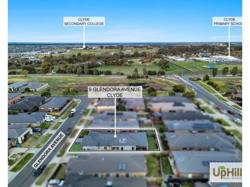 9 Glendora Avenue, Clyde VIC 3978