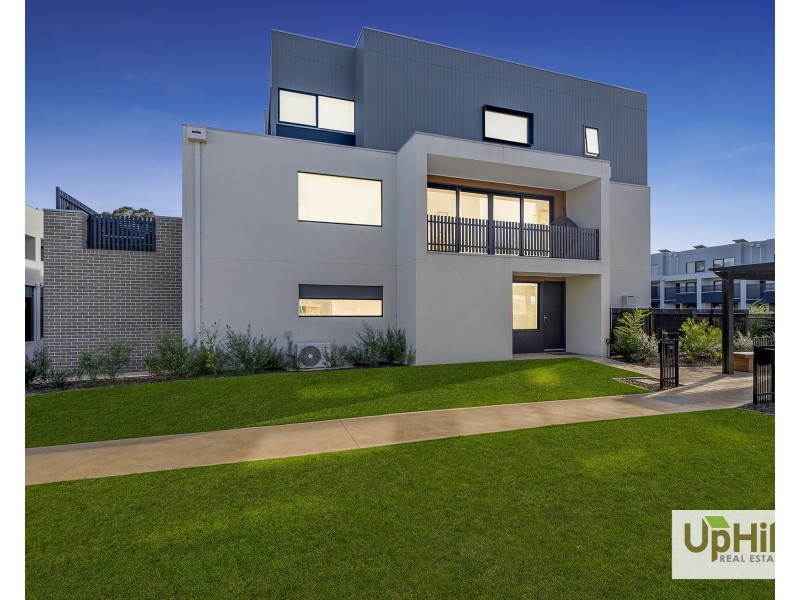 52 Hillview Drive, Carrum Downs VIC 3201