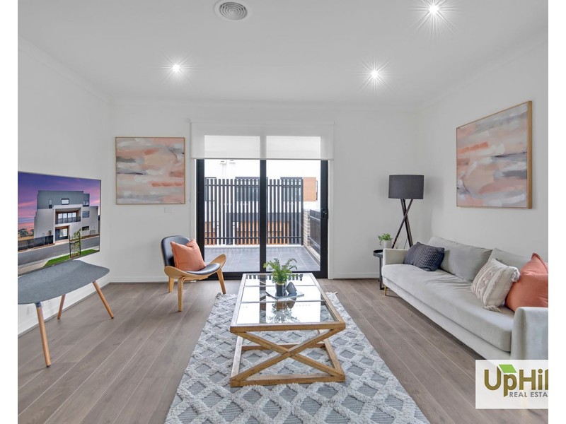 52 Hillview Drive, Carrum Downs VIC 3201