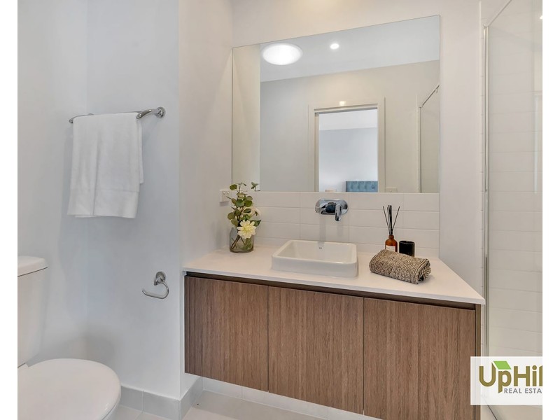 52 Hillview Drive, Carrum Downs VIC 3201