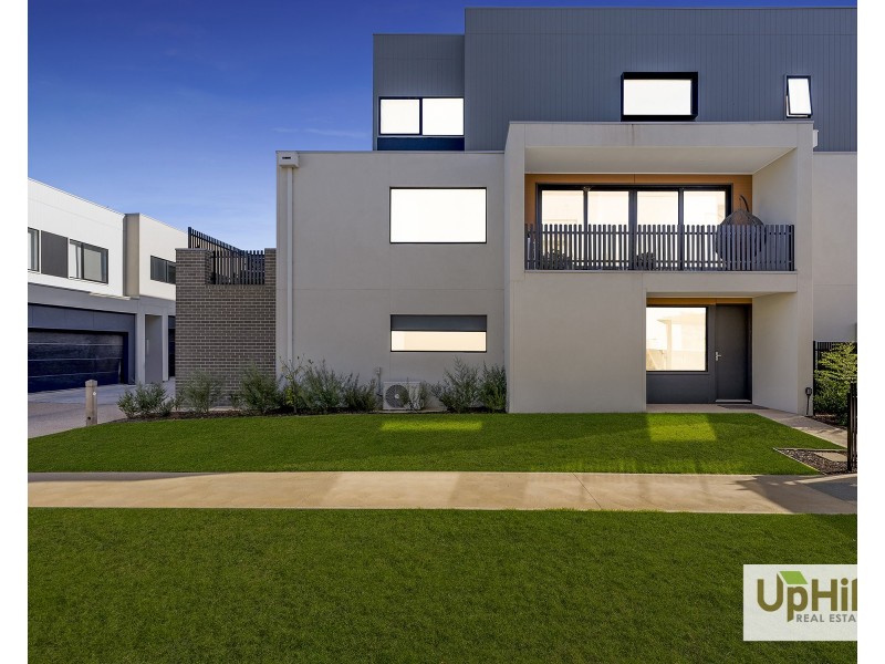 52 Hillview Drive, Carrum Downs VIC 3201