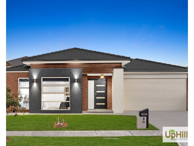 5 Speargrass Close, Clyde North VIC 3978