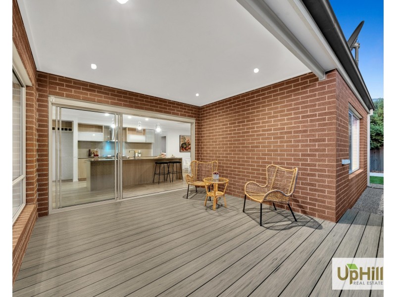 5 Speargrass Close, Clyde North VIC 3978