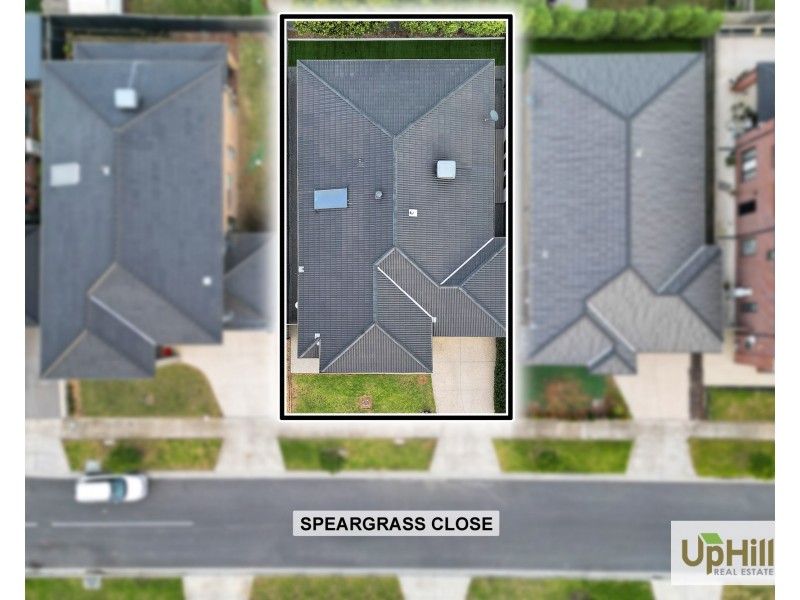 5 Speargrass Close, Clyde North VIC 3978