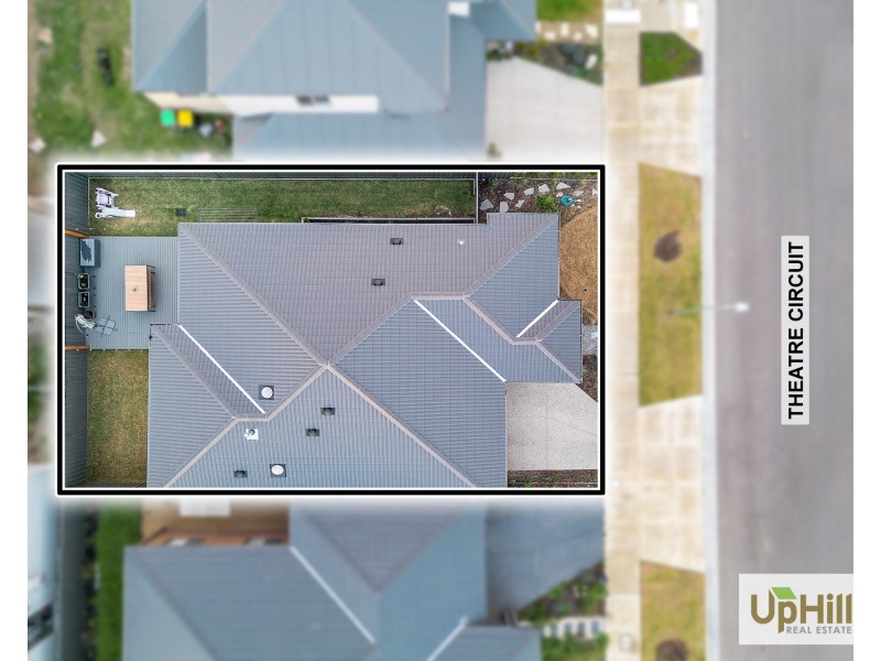 4 Theatre Circuit, Clyde North VIC 3978