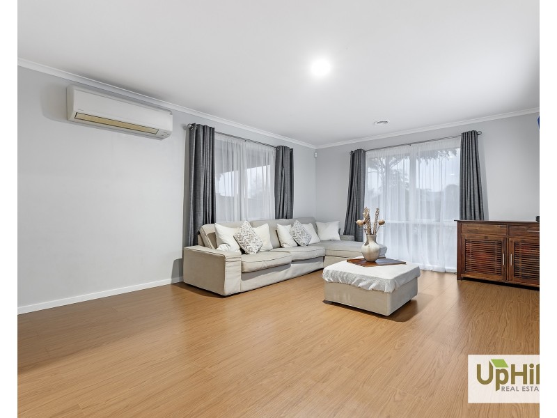 52 TOIRRAM CRESCENT, Cranbourne VIC 3977