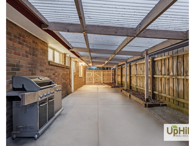 52 TOIRRAM CRESCENT, Cranbourne VIC 3977