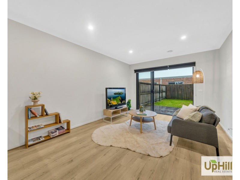 42 Kaduna Drive, Officer South VIC 3809