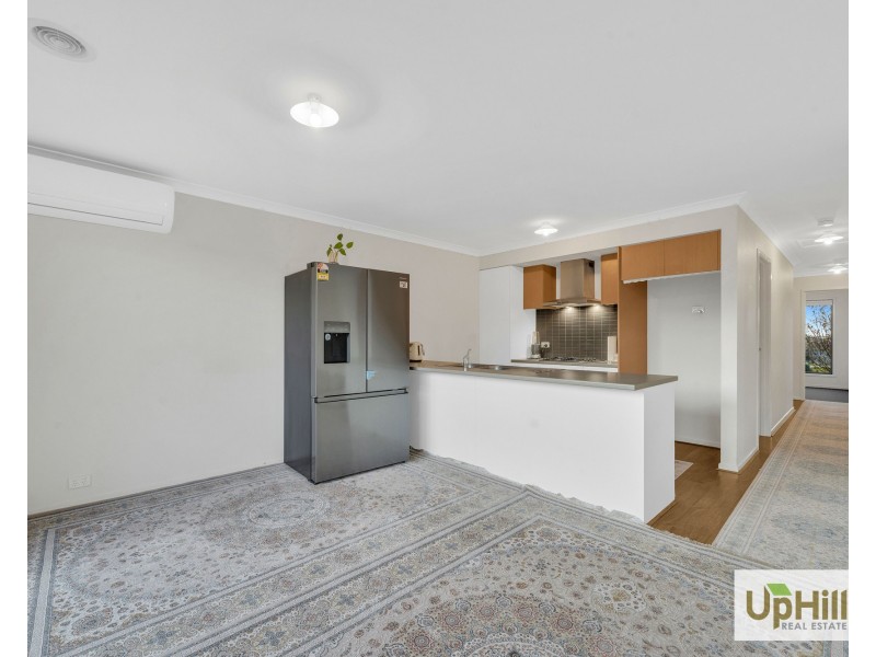 11A Thoroughbred Drive, Clyde North VIC 3978
