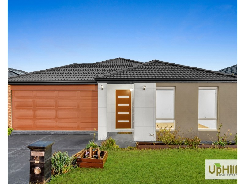 44 Macumba Drive, Clyde North VIC 3978
