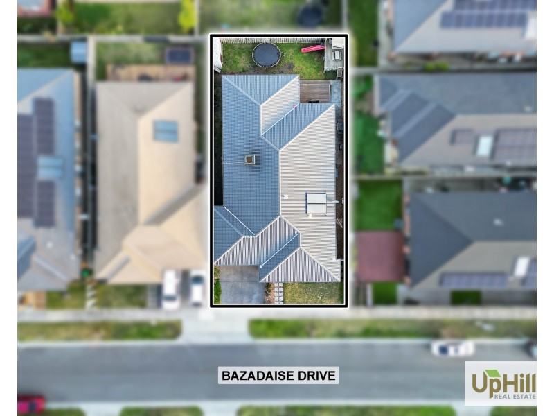 4 Bazadaise Drive, Clyde North VIC 3978
