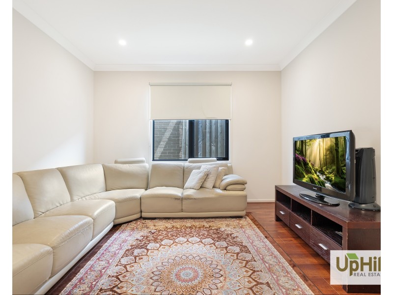 14 Sunstone Street, Cranbourne East VIC 3977