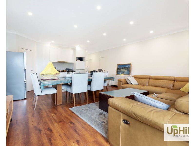 14 Sunstone Street, Cranbourne East VIC 3977