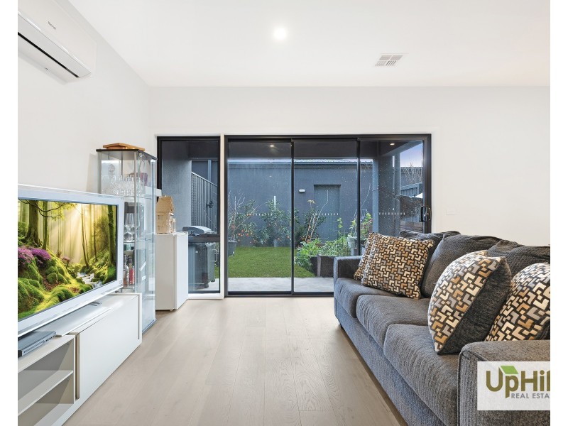 93 HAYTON PARK BOULEVARD, Cranbourne West VIC 3977
