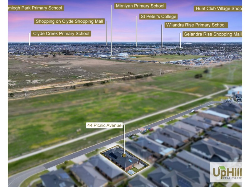 44 Picnic Avenue, Clyde North VIC 3978