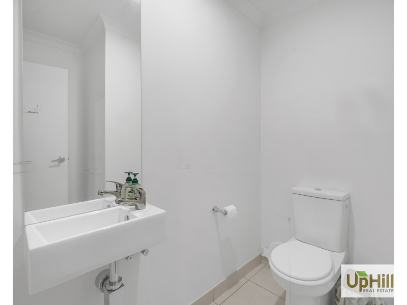 4 Nunkeri Court, Clyde North VIC 3978