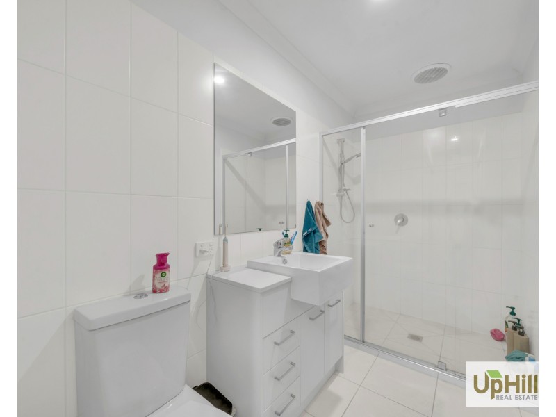 4 Nunkeri Court, Clyde North VIC 3978