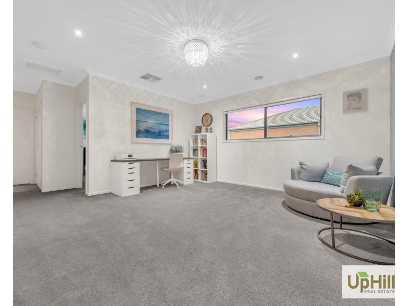 20 Sundaze Street, Clyde North VIC 3978