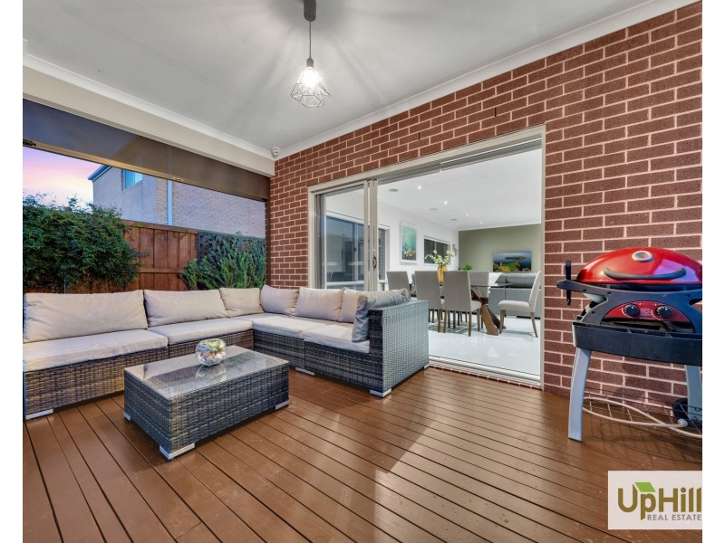 20 Sundaze Street, Clyde North VIC 3978