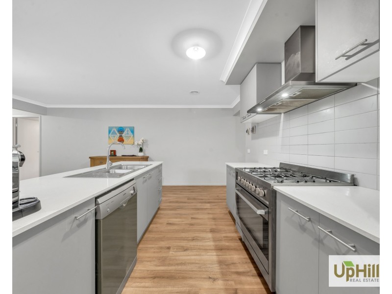 37 Damice Street, Clyde North VIC 3978