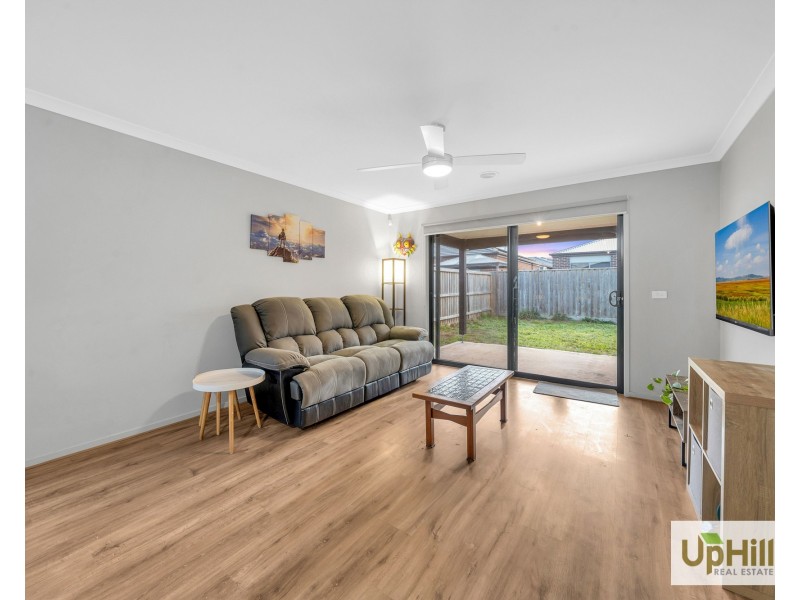 37 Damice Street, Clyde North VIC 3978