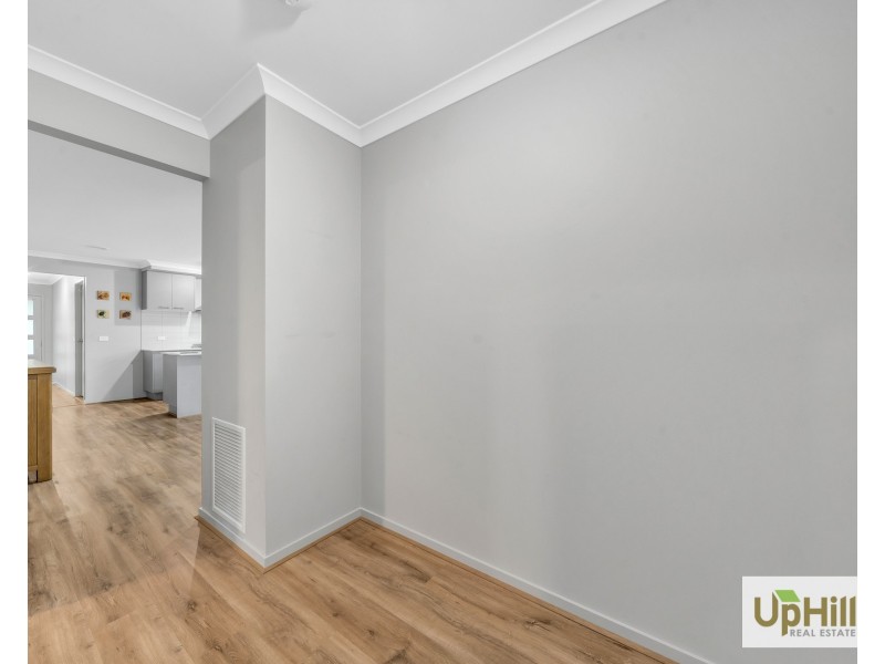 37 Damice Street, Clyde North VIC 3978