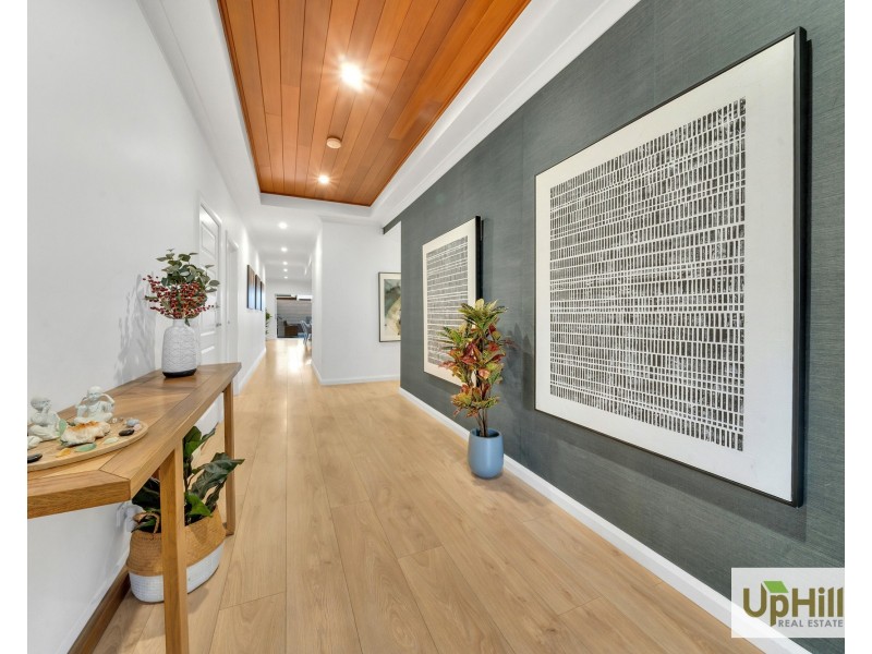 4 Murphy Street, Clyde North VIC 3978