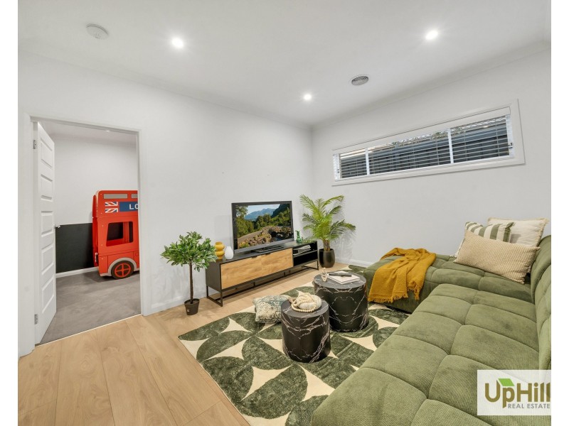 4 Murphy Street, Clyde North VIC 3978