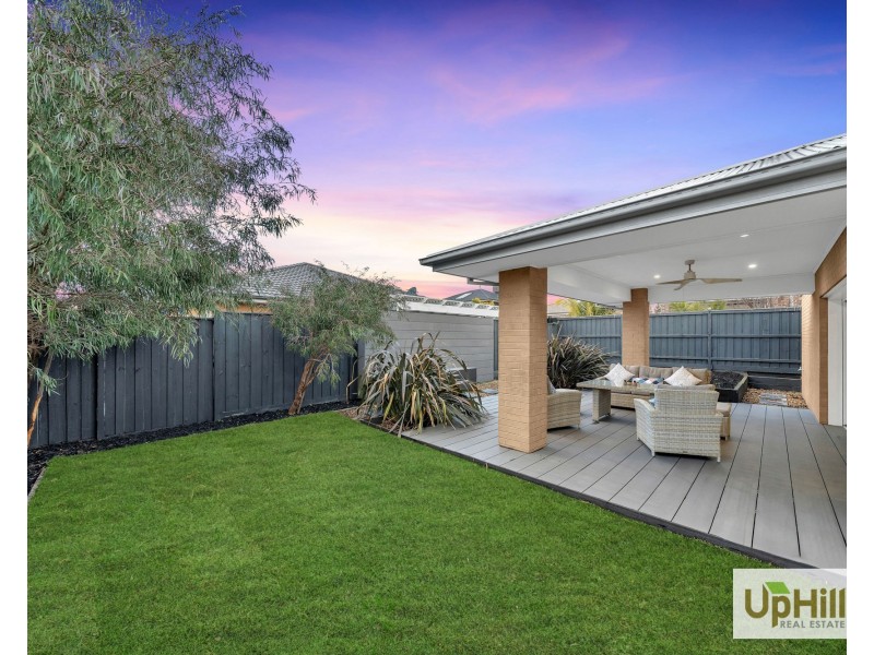 4 Murphy Street, Clyde North VIC 3978