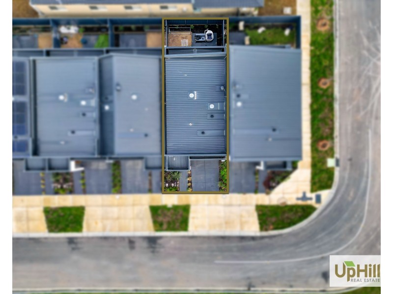 4 Borthwick Parade, Clyde North VIC 3978