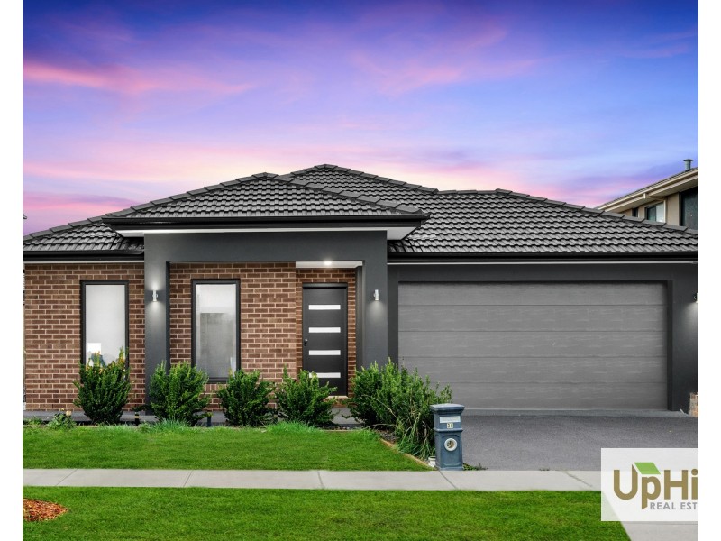 34 Trojan Crescent, Clyde North VIC 3978