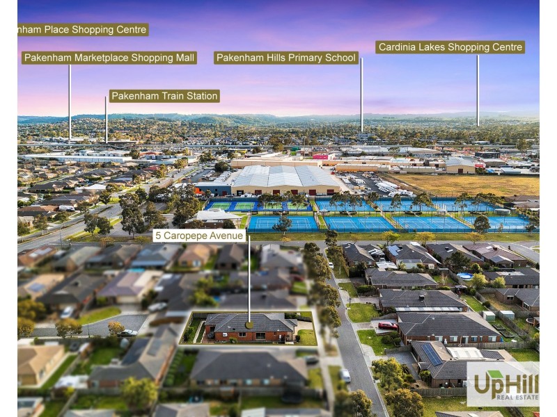 5 Caropepe Avenue, Pakenham VIC 3810