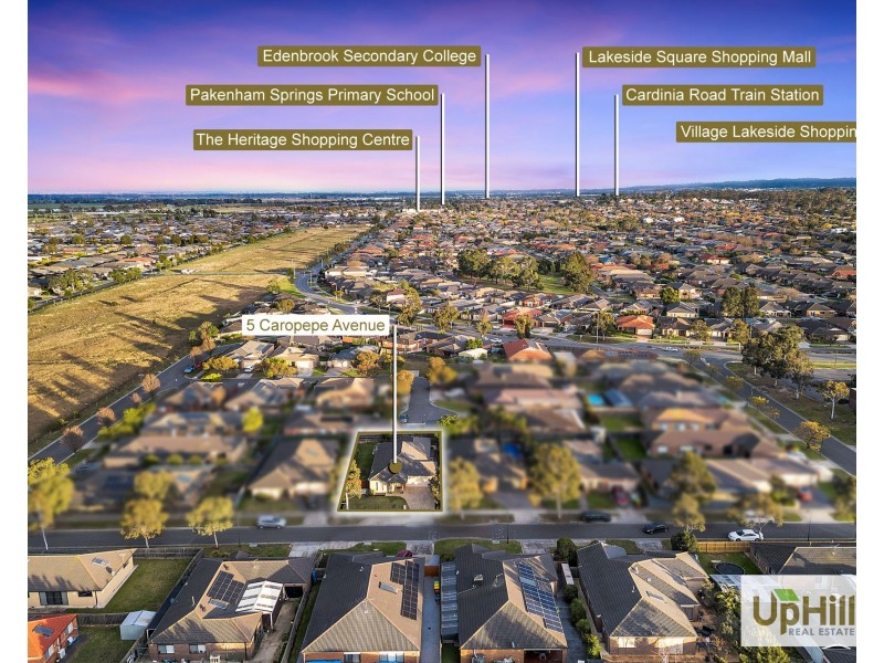5 Caropepe Avenue, Pakenham VIC 3810