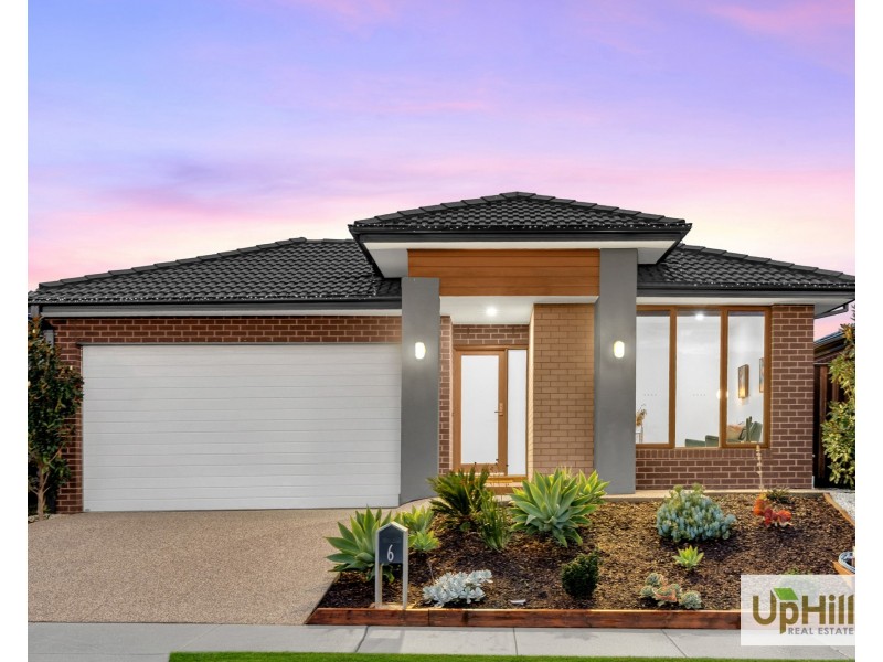 6 Harlequin Way, Clyde North VIC 3978