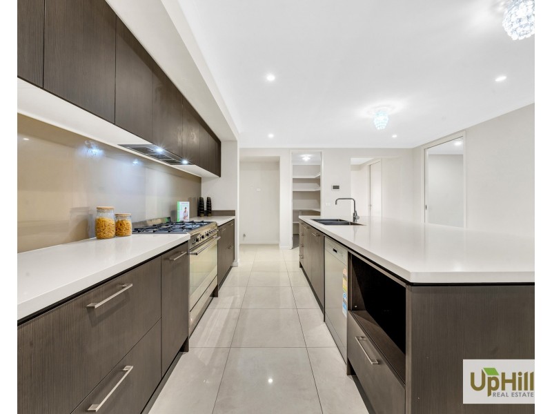 34 Ramlegh Boulevard, Clyde North VIC 3978