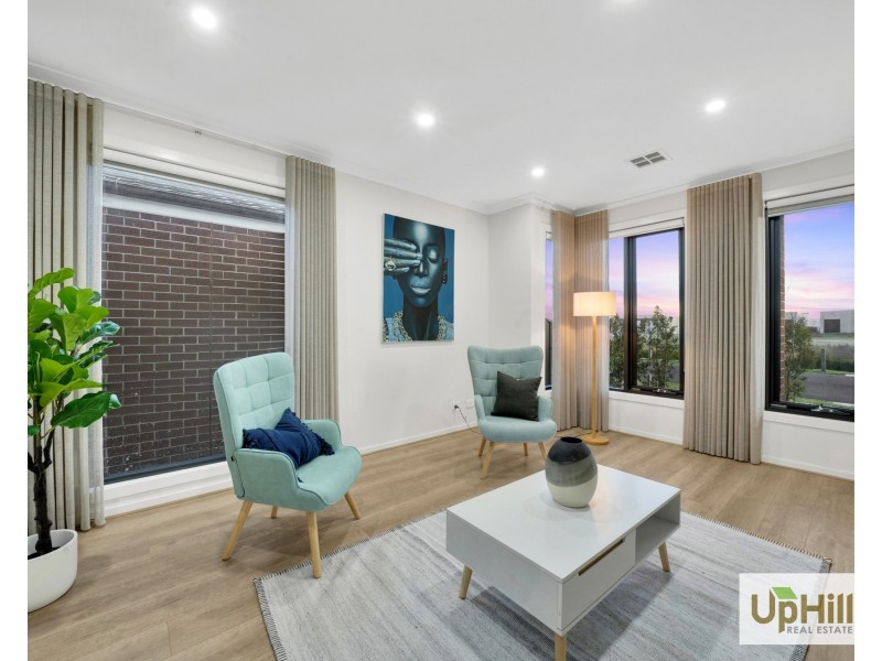 56 Australorp Drive, Clyde North VIC 3978