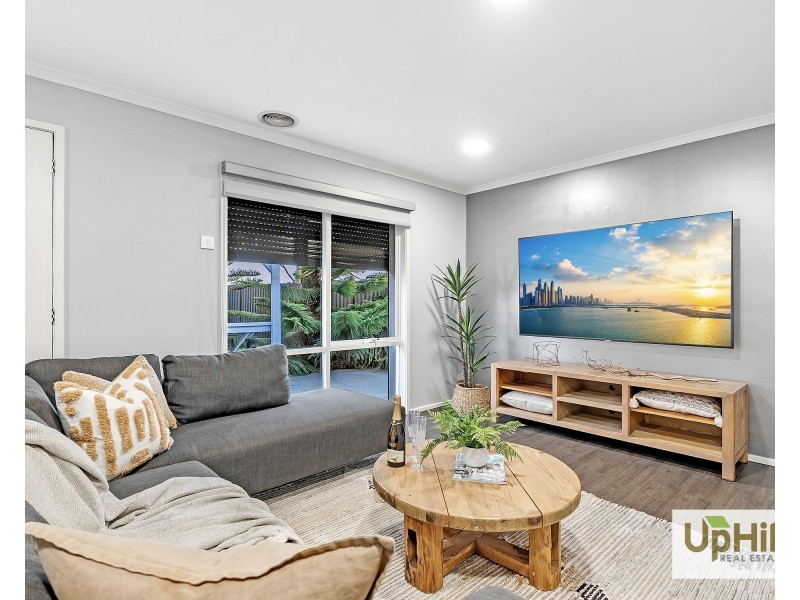 19 Yaltara Close, Cranbourne West VIC 3977