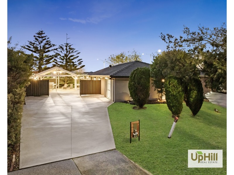19 Yaltara Close, Cranbourne West VIC 3977