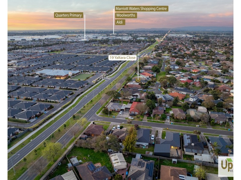 19 Yaltara Close, Cranbourne West VIC 3977
