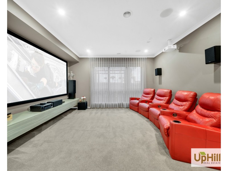 43 Newgrange Boulevard, Clyde North VIC 3978