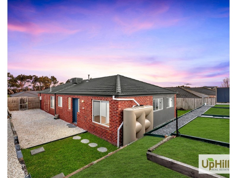 30 TRAFFORD ROAD, Carrum Downs VIC 3201