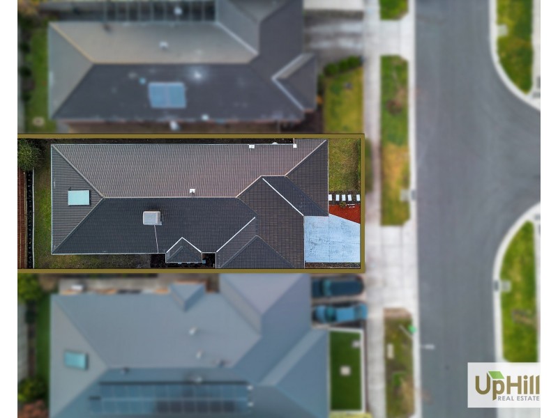 51 Moxham Drive, Clyde North VIC 3978