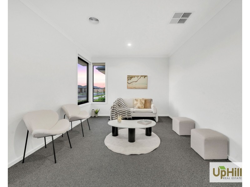 Clyde North VIC 3978