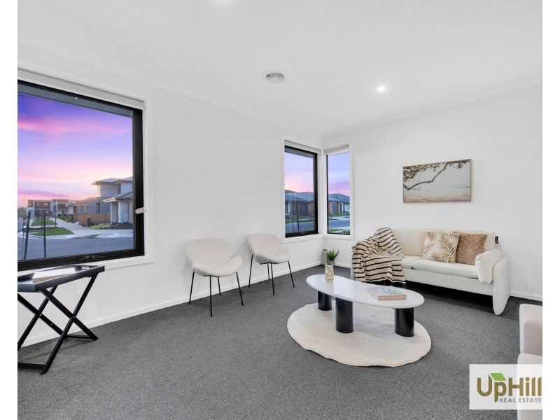 Clyde North VIC 3978