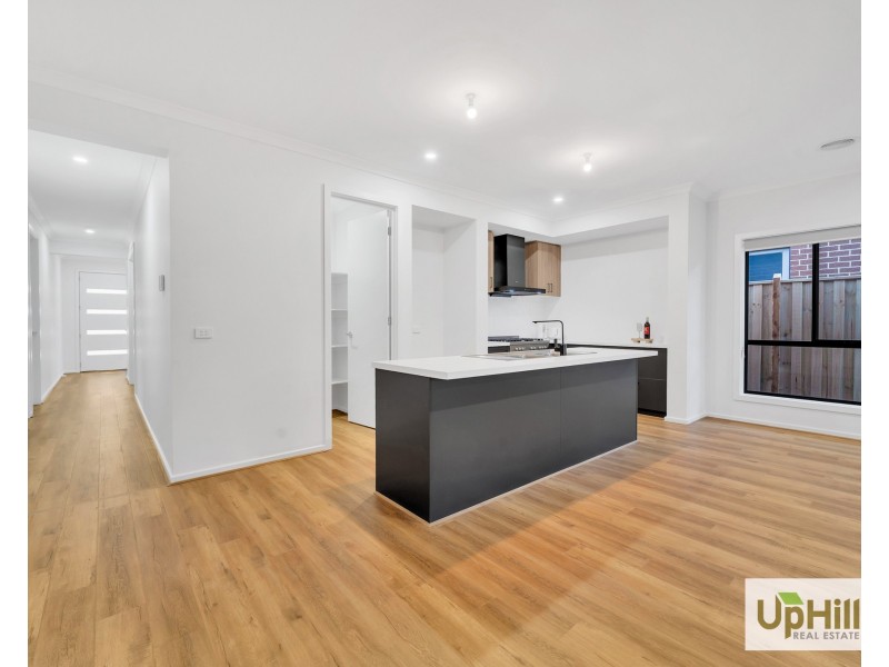 Clyde North VIC 3978