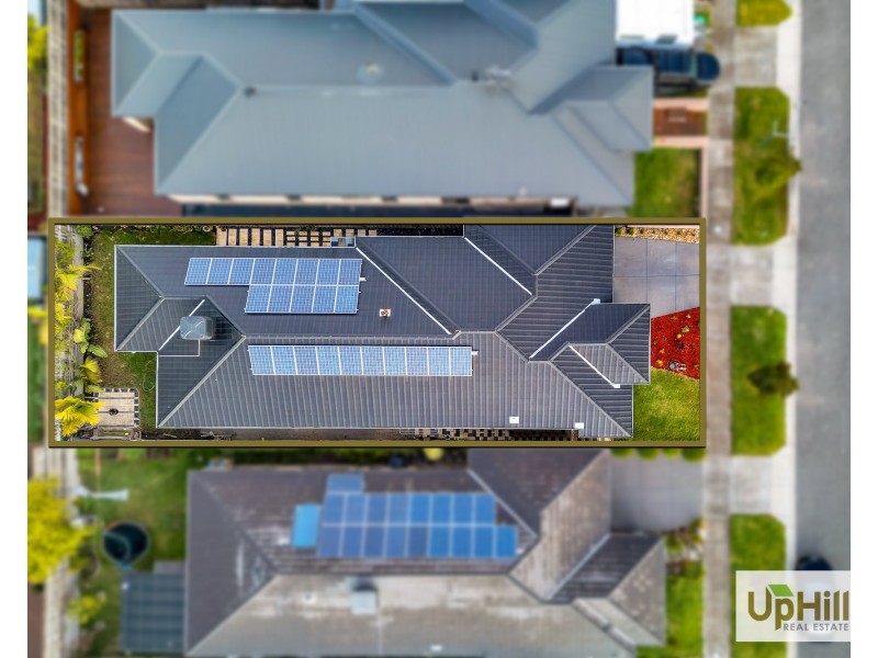34 Compton Way, Clyde North VIC 3978